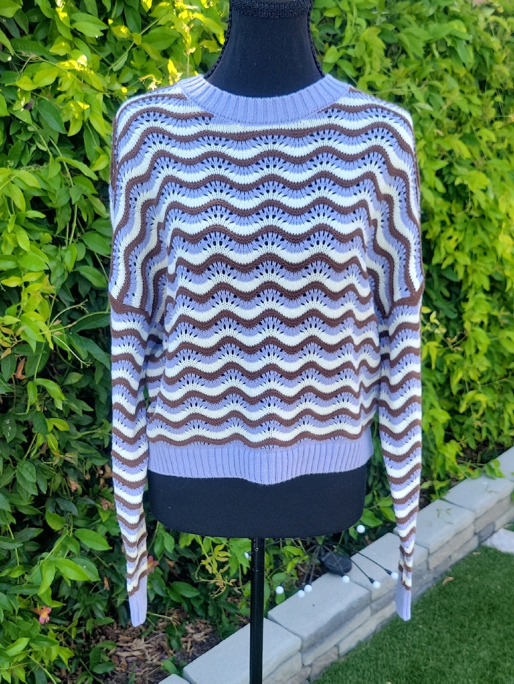 Hollister Lavender and Brown Wave Crochet Sweater Sz M